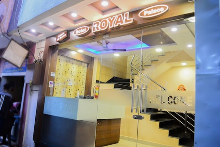 Fachada da propriedade. Hotel Royal Palace