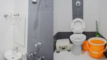 Deluxe Double Room | Bathroom