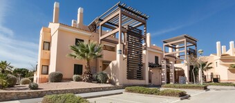 Apartment 'El Oasis Malasia 25 Bajo B' with Private Pool, Wi-Fi and Air Conditioning