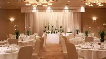 Banquet hall