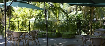 Don Arc White Beach Resort