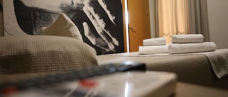 Double or Twin Room | Soundproofing, WiFi (free)