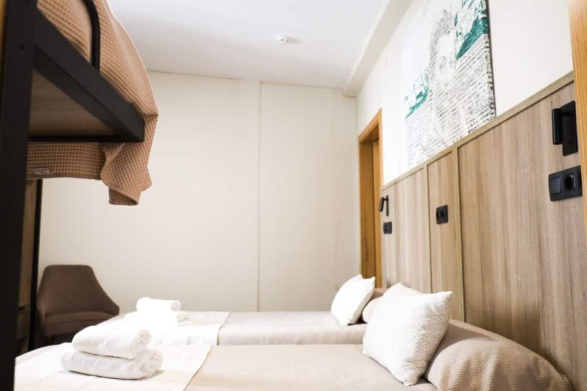 Habitación Doble Adaptada (hasta 4 personas).