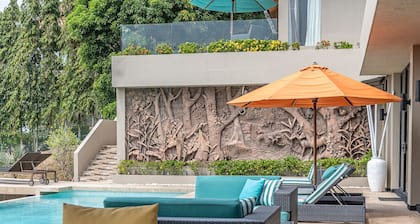 White Monkey Villa - Private Pool & Jacuzzi @Seaview