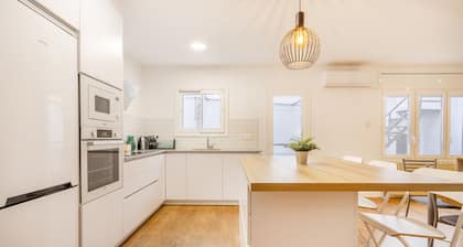Casa de vacaciones 'Casa Olegari' con terraza privada, Wi-Fi y aire acondicionado