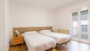 3 bedrooms, free WiFi, bed sheets