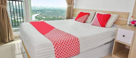 Deluxe-Doppelzimmer | Schreibtisch, kostenloses WLAN, Bettwäsche