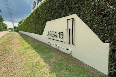 Area 15 Hotel & Apartment