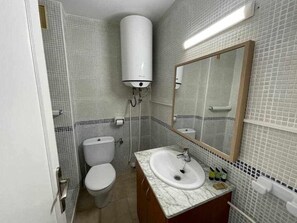 Hair dryer, towels - Mitjana - Apartamento con Piscina (Cala Blanes)