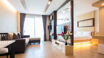 Exclusieve tweepersoonskamer | Luxe beddengoed, een minibar, een kluis op de kamer