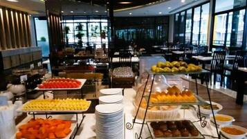 Dagelijks ontbijtbuffet inbegrepen