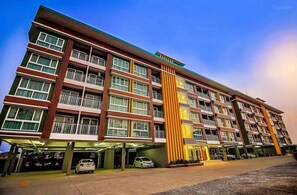 Quầy tiếp tân