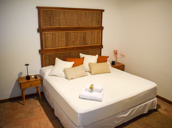 4 Schlafzimmer, Bügeleisen/Bügelbrett, WLAN, Bettwäsche