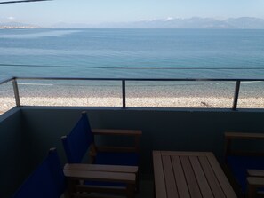 Elite Suite | Balcony view - Stavento beach front suites (Aigialeia)