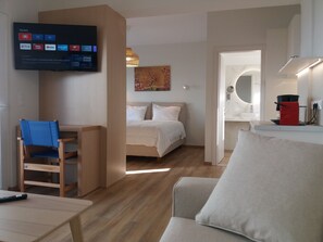 1 間臥室、筆電工作空間、隔音、免費無線上網