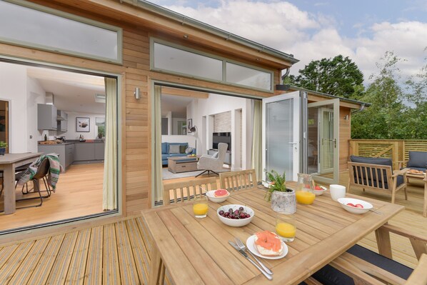 Dining - 5 Southern Place (Liskeard)