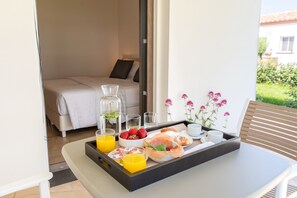 Restauration dans la chambre