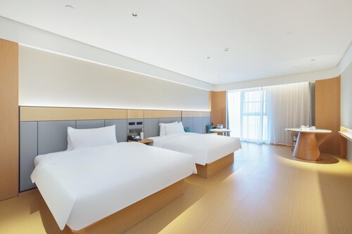 Ji Hotel Xiangyang Dongjin Minfa Century Plaza