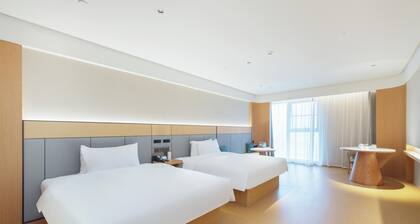 Ji Hotel Xiangyang Dongjin Minfa Century Plaza