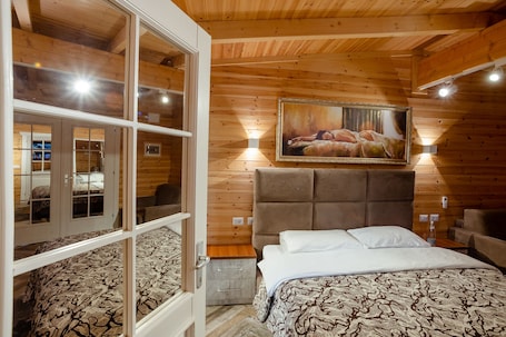 Free WiFi, bed sheets. Villa Bianca