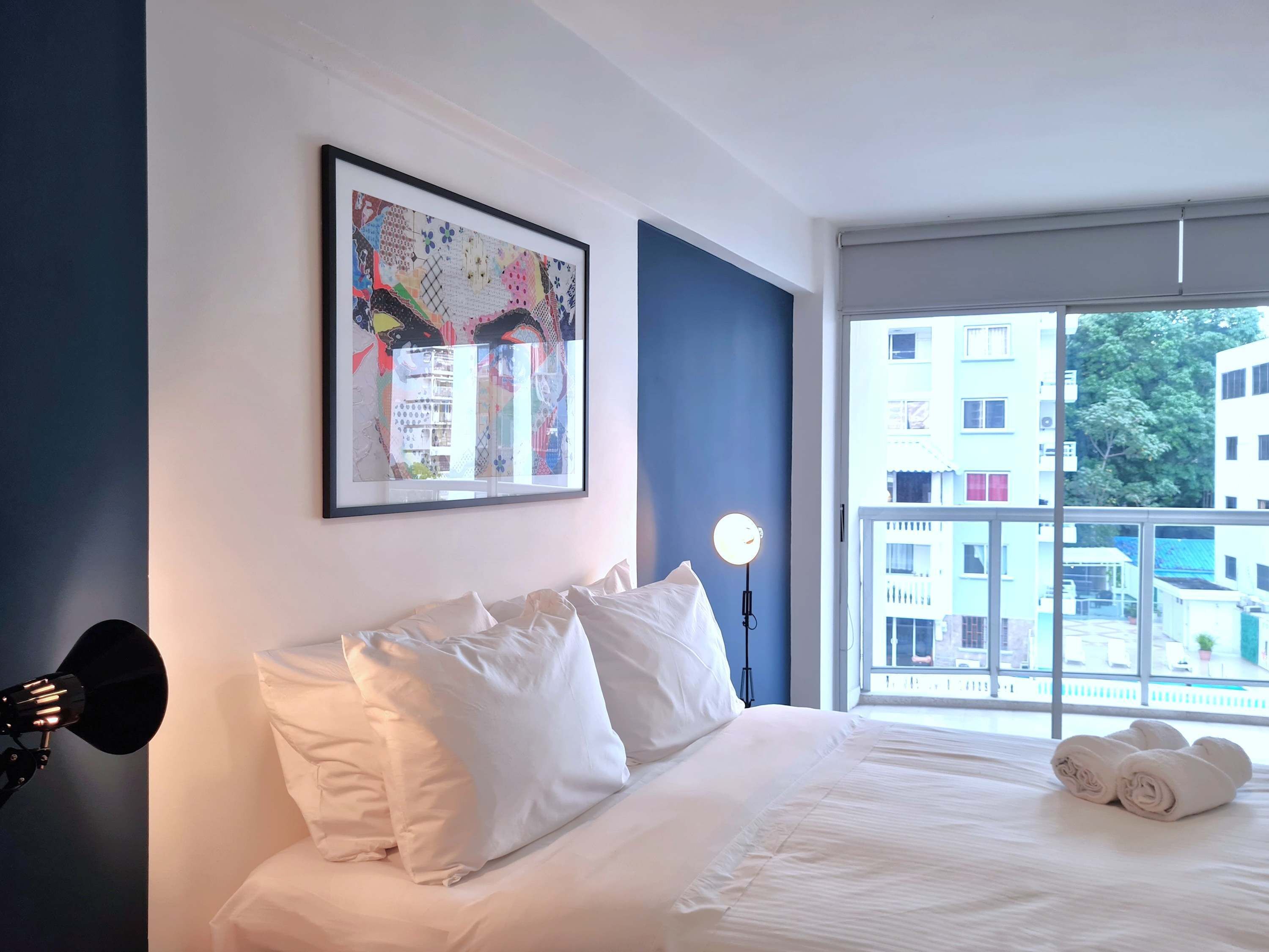 2 bedrooms, desk, iron/ironing board, WiFi