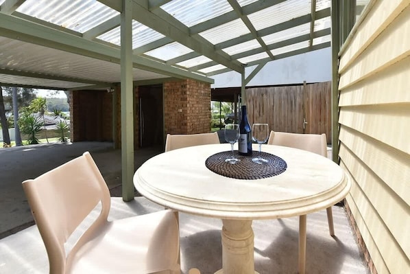 Outdoor dining