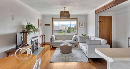 Seabreeze Escape: Your Next Coastal Getaway