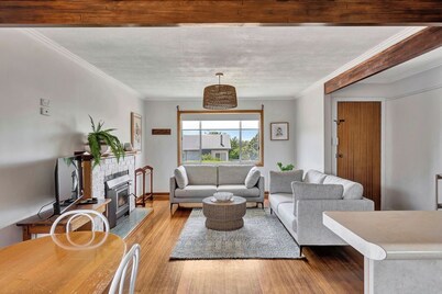 Seabreeze Escape: Your Next Coastal Getaway