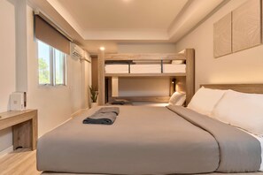 Family Room | Free WiFi, bed sheets - Thapae60 Mini Hotel (Chiang Mai)