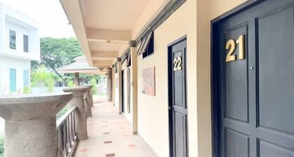 Grand Amazon Hotel