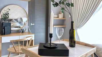 2 dormitorios, tabla de planchar con plancha, wifi y ropa de cama