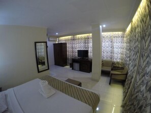 Room - Limas Hotel Bukittinggi (Bukittinggi)