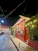 Framhlið gististaðar