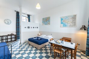 Family Quadruple Room, 1 Bedroom, Non Smoking, Garden View (AU CLAIR DE LA LUNE) | Premium bedding, desk, laptop workspace, soundproofing - Le Domaine des Écoliers (Montaigu-Vendée)