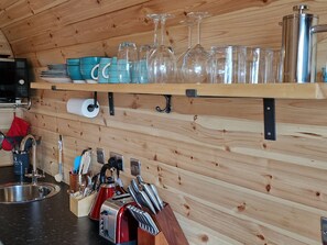 Fridge, oven, dishwasher, toaster