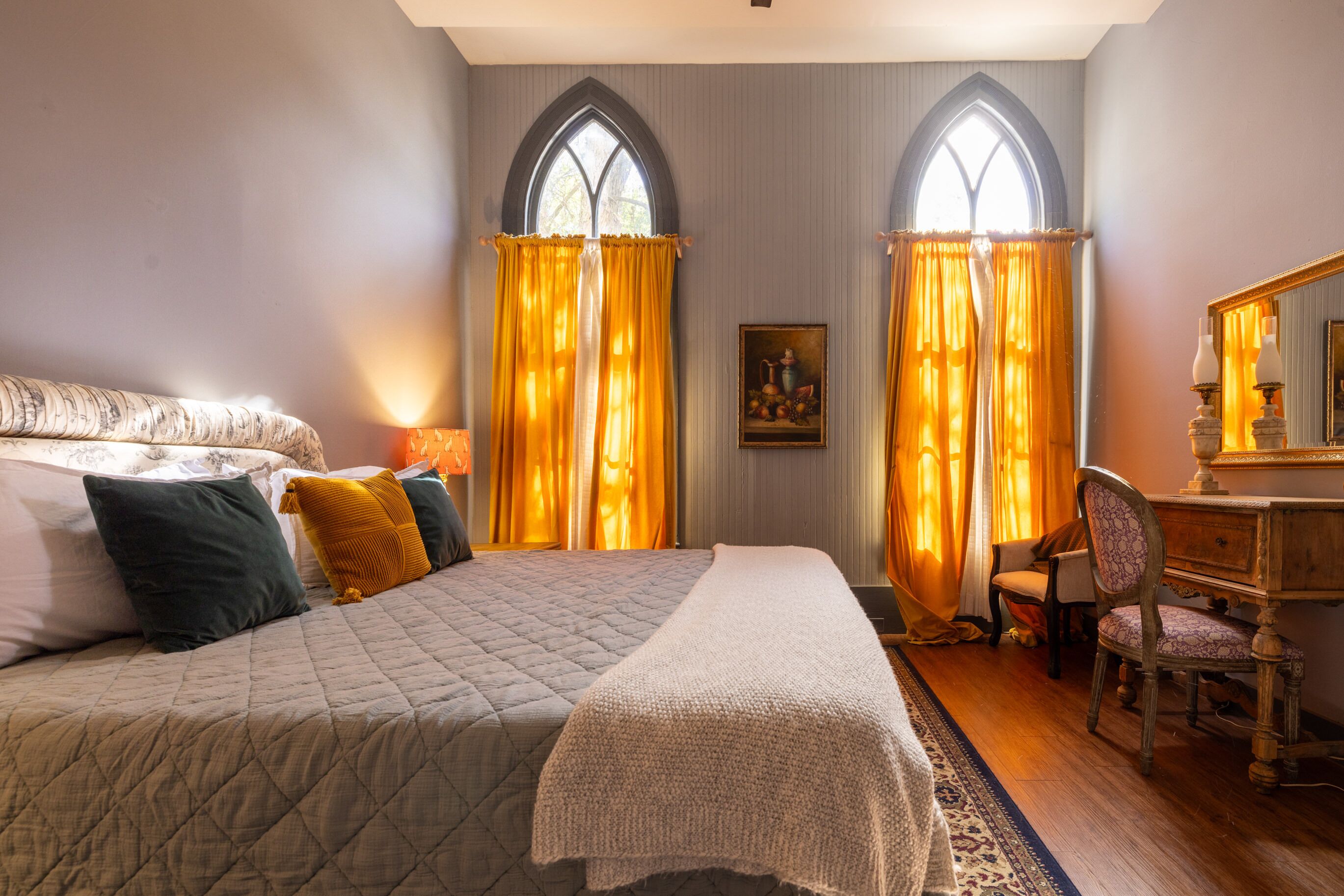 Kondominium, ensuite (The Great Hall)