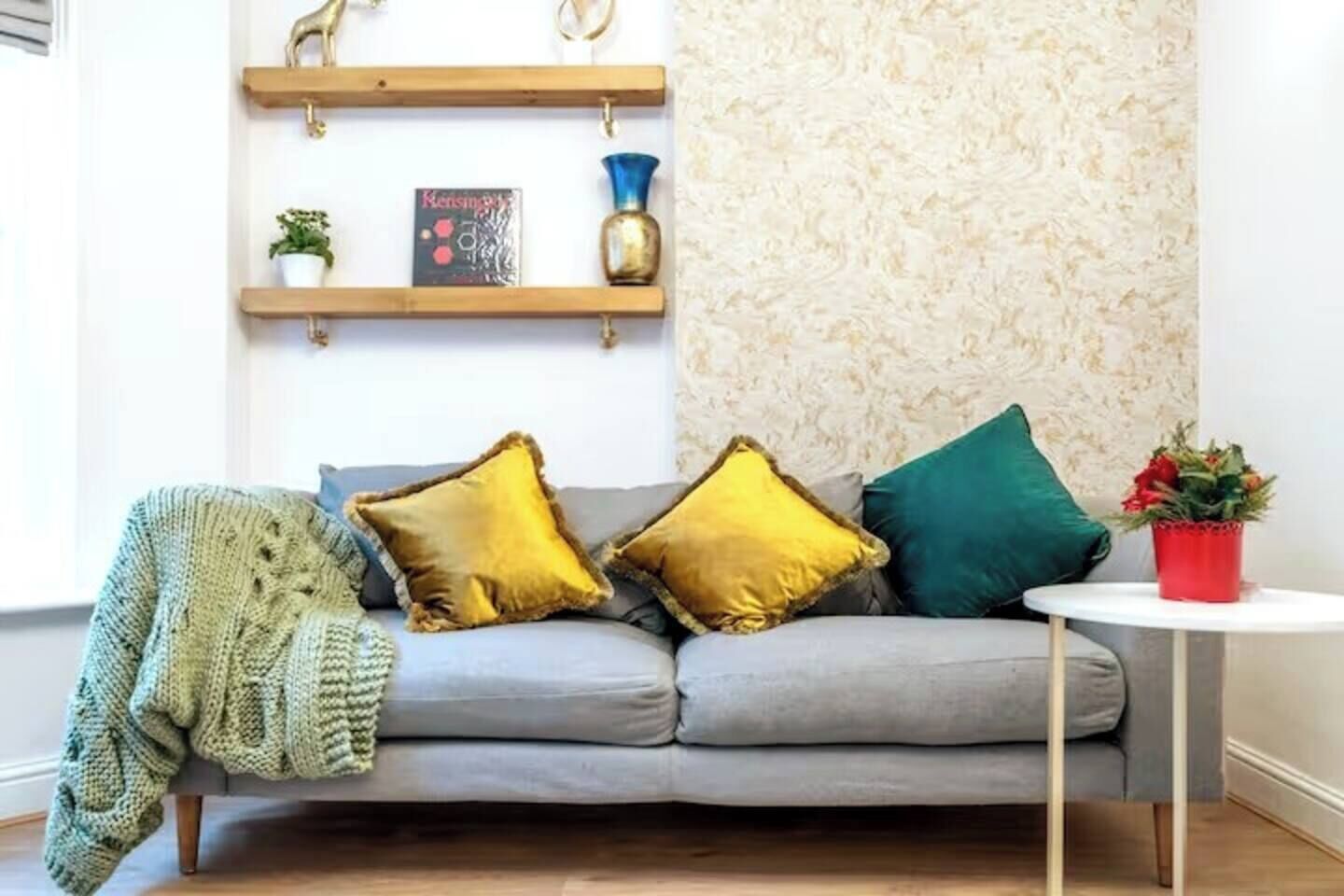 Smart-TV, peis og kontorer