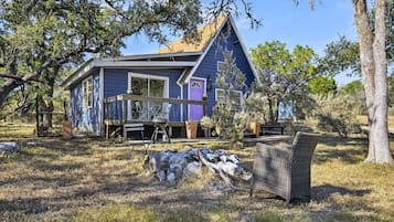 Cottage, Shared Bathroom (Kind Of Blue at Mosaic ) | Exterior
