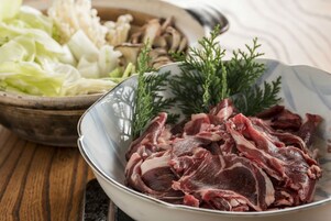 Alimentos y bebidas