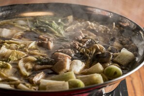 Food and drink - Kondoke Inn (Toon)