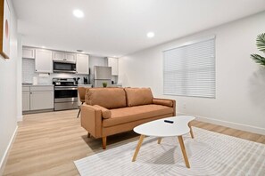 Una Smart TV, libros