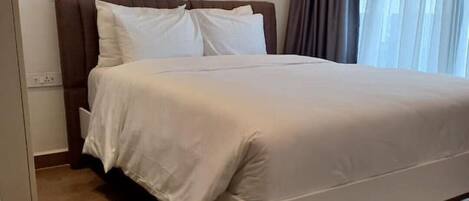 1 bedroom, iron/ironing board, WiFi, bed sheets