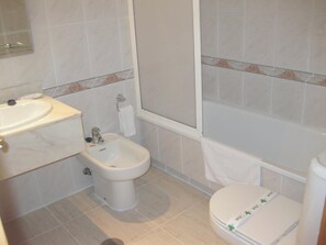 Bathroom - Hotel Florida (Albacete)