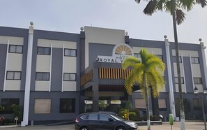 Exterior - Royal Victoria Hotel Sangatta (Sangatta)