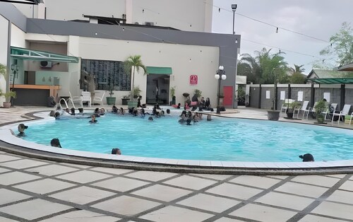 Royal Victoria Hotel Sangatta