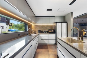 Luxury Villa | Private kitchen