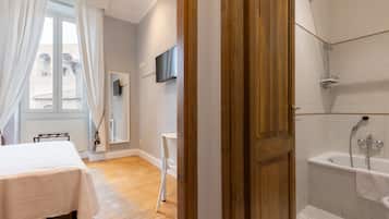 1 habitación y caja de seguridad en la habitación