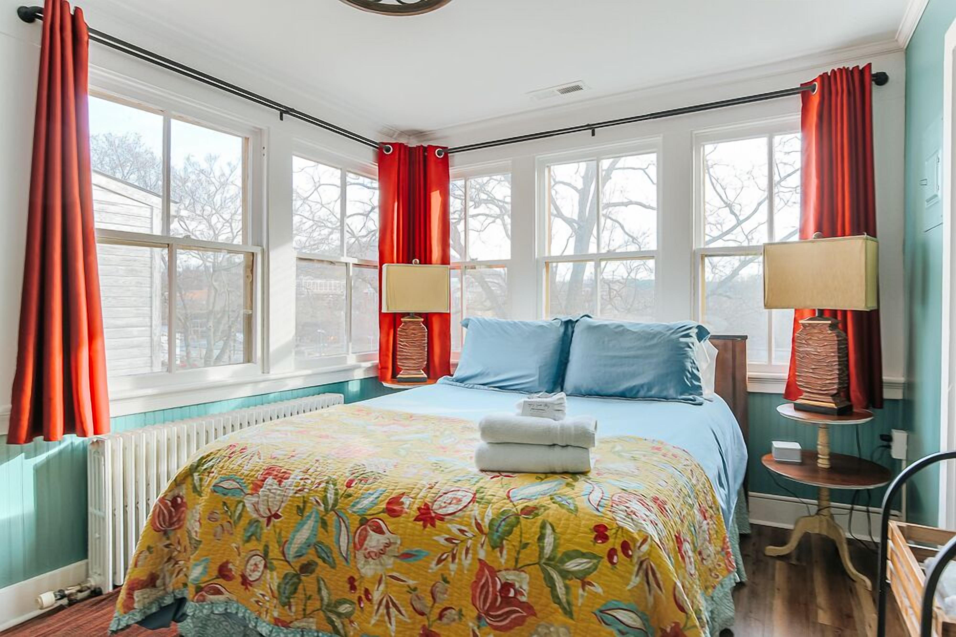 Apartment, Private Bathroom (The Shenandoah Suite) | 1 bedroom