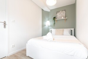 1 Schlafzimmer, Schreibtisch, Bügeleisen/Bügelbrett, Internetzugang