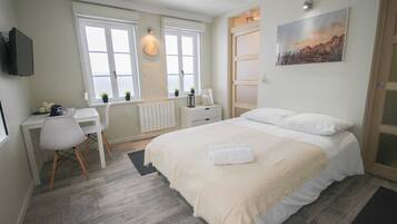 Bureau, accĂšs Internet, draps fournis